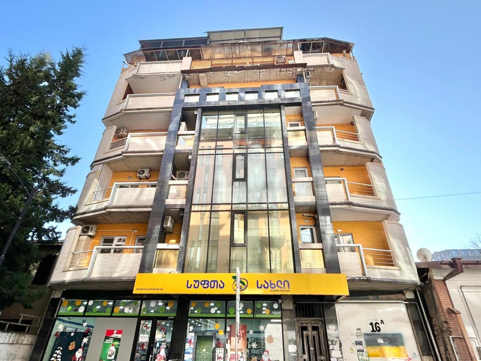 Daire Center -between Herous Square And Tiflis